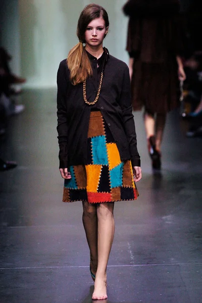 Look 17